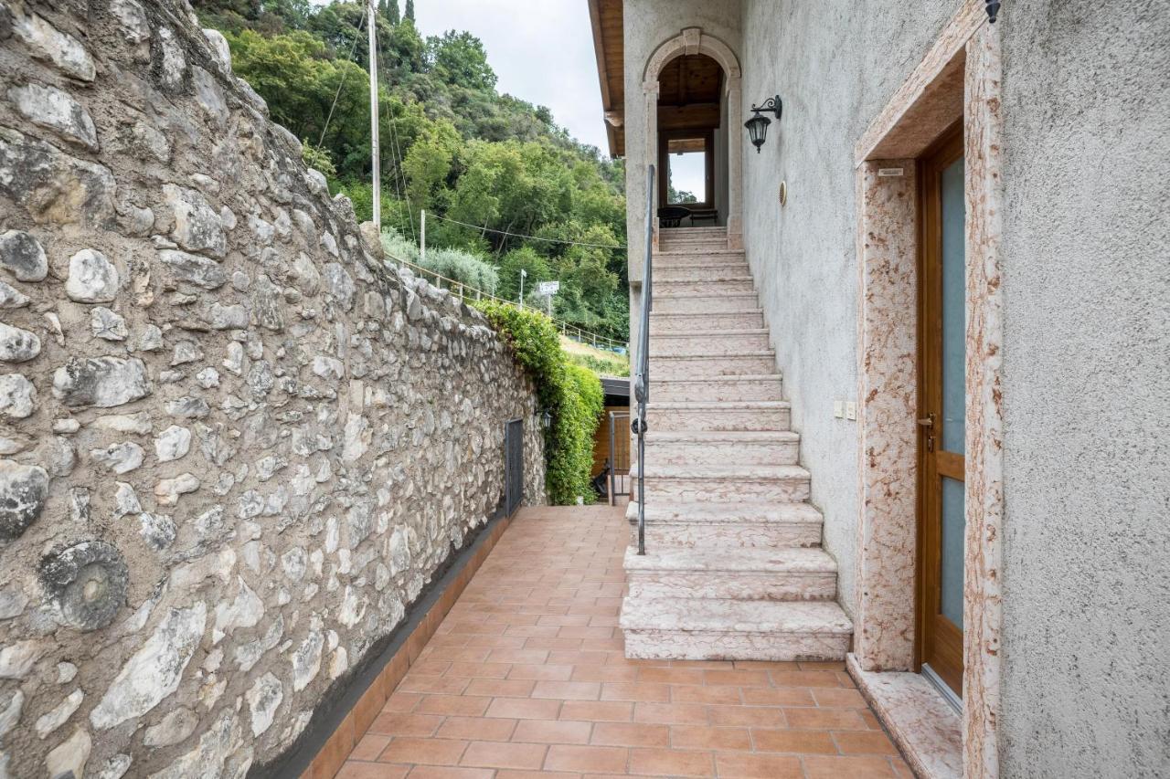 Casa Carlotta Apartment Малчезине Екстериор снимка